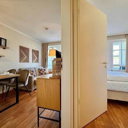 Apartment Stilvolle Mit Balkon In Sellin (Rugen)