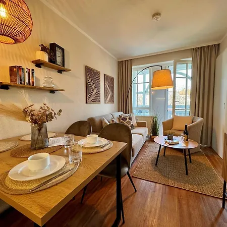 Stilvolle Mit Balkon In Apartment Sellin (Rugen)
